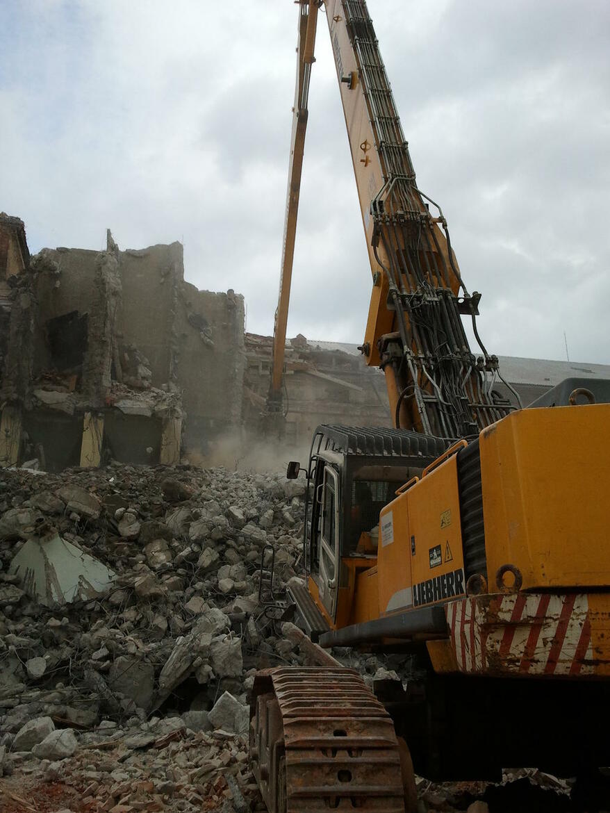 Re: Demolice nas bawi :)