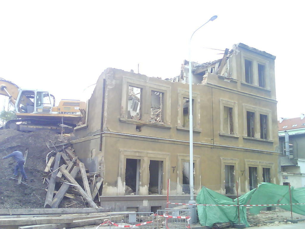 Re: Demolice nas bawi :)