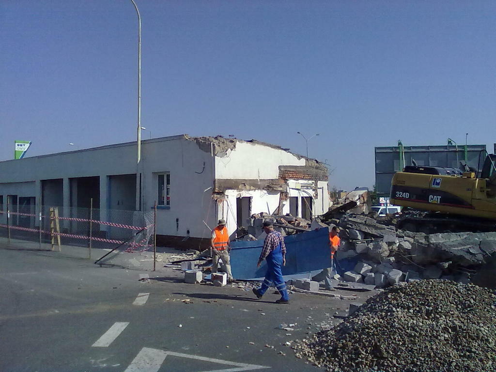 Re: Demolice nas bawi :)