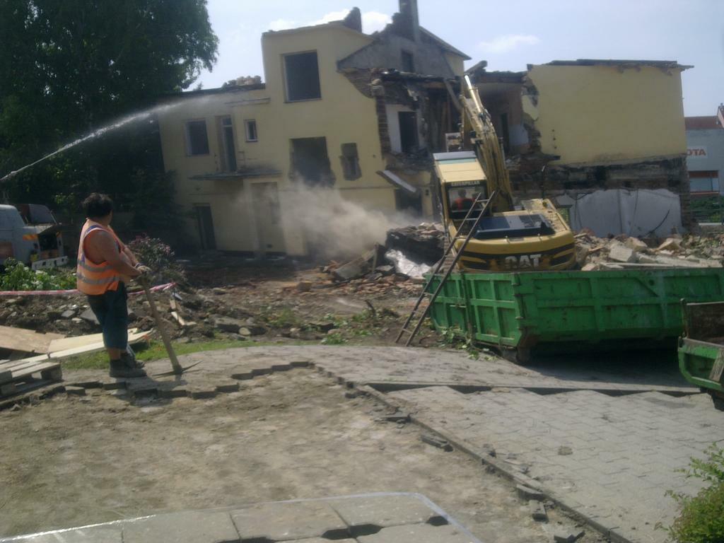 Re: Demolice nas bawi :)