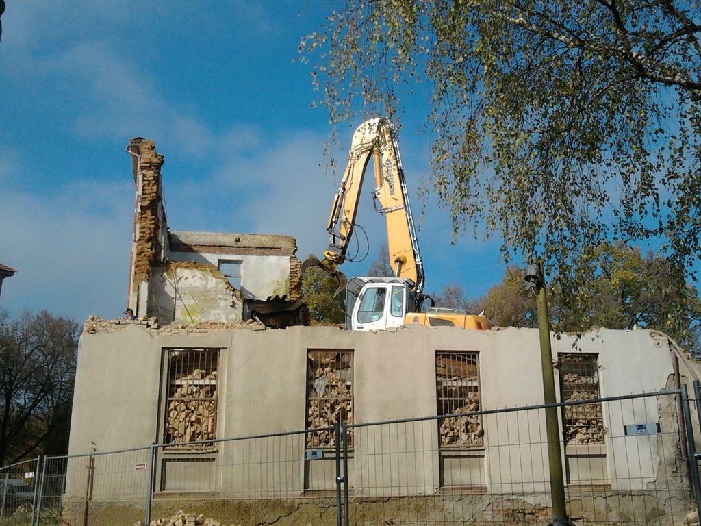 Re: Demolice nas bawi :)