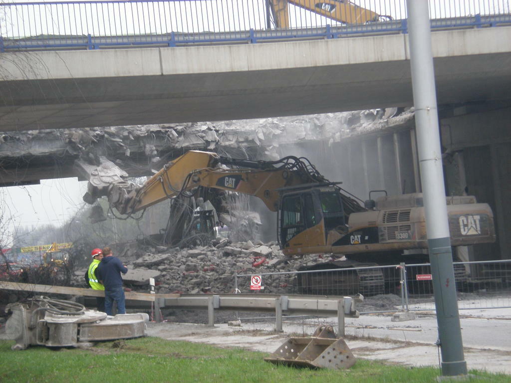 Re: Demolice nas bawi :)