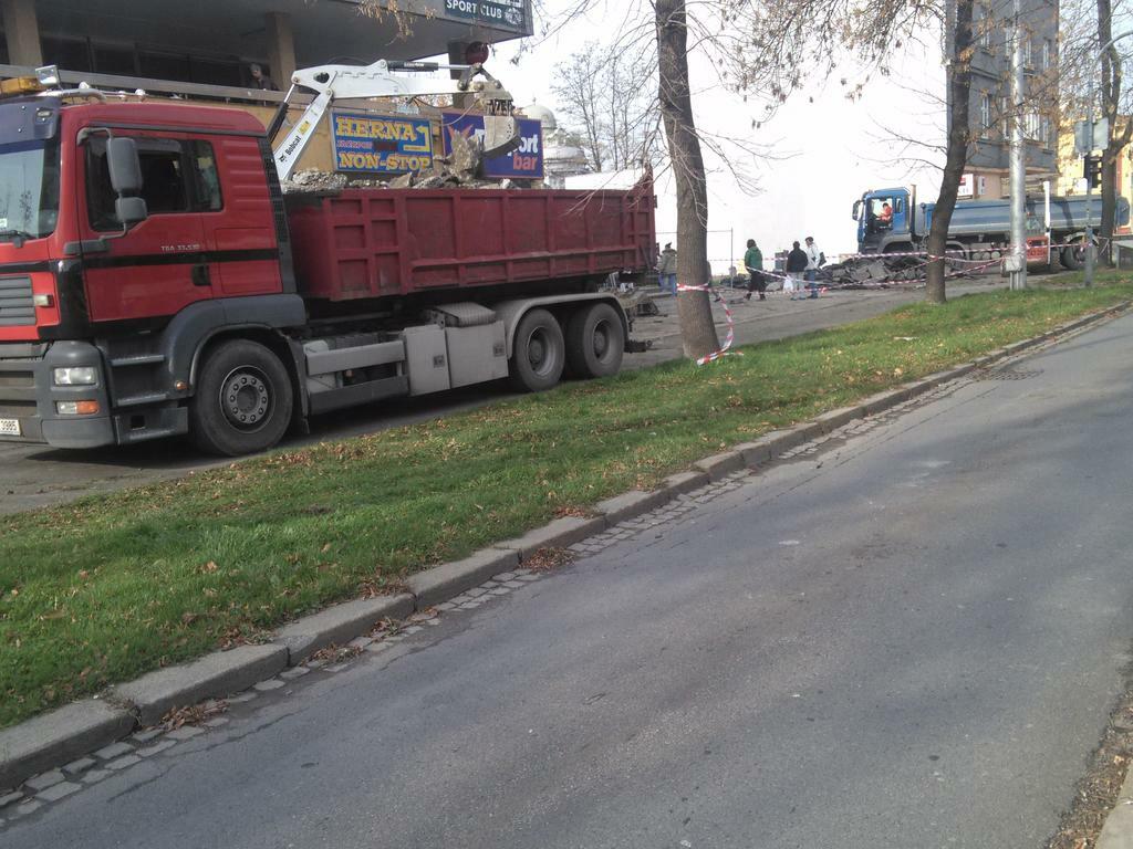 Re: Demolice nas bawi :)