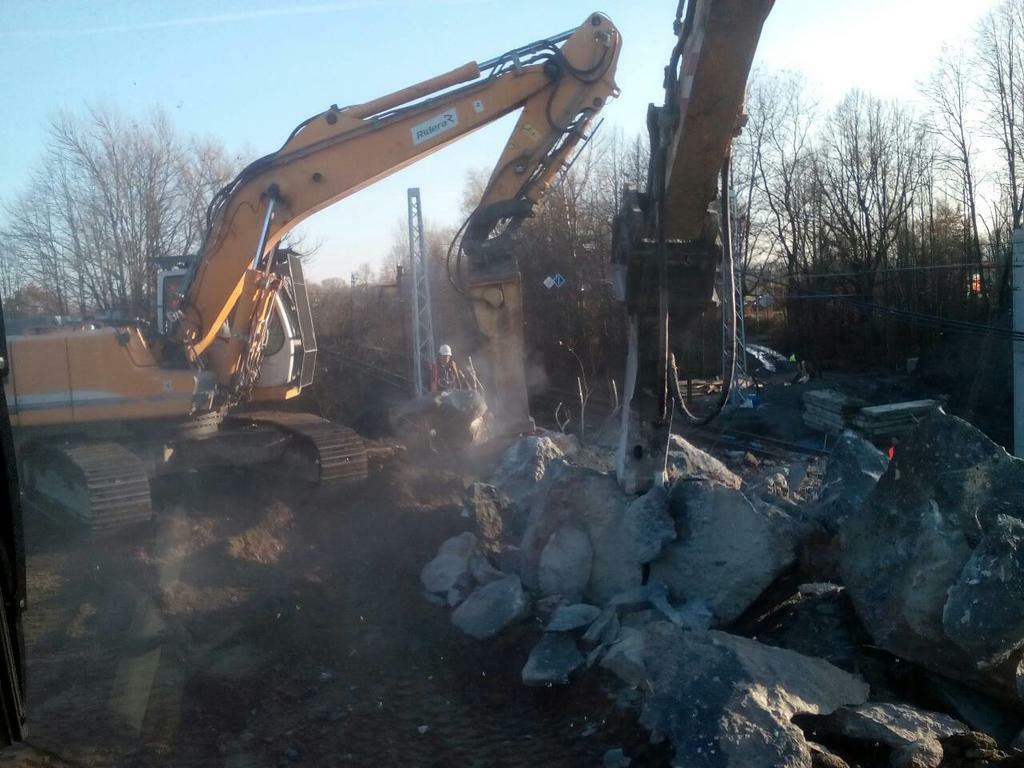 Re: Demolice nas bawi :)