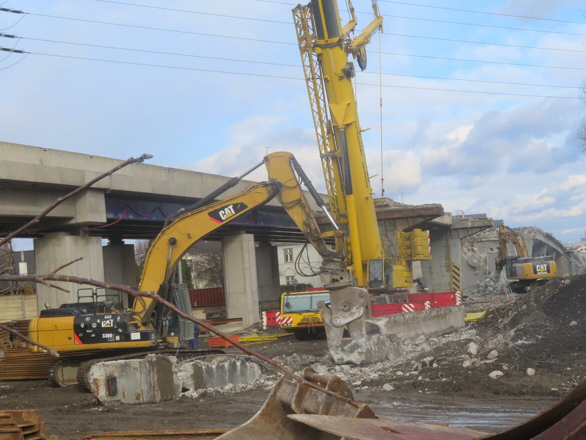 Re: Demolice nas bawi :)