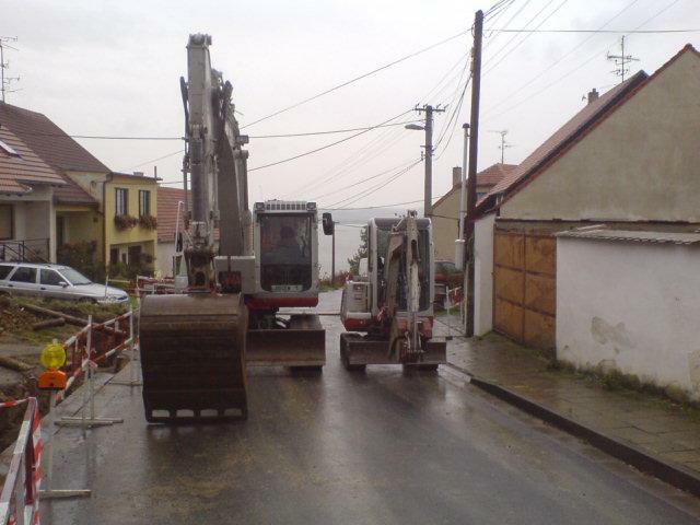 Takeuchi TB125 a TB1140