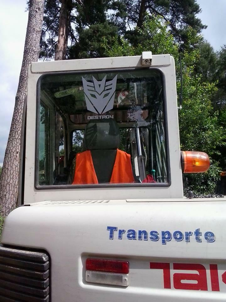 Re: Hlášky na stavebnich strojich