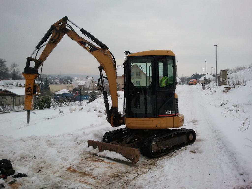 Re: Hydraulické kladivo na JCB 4cx