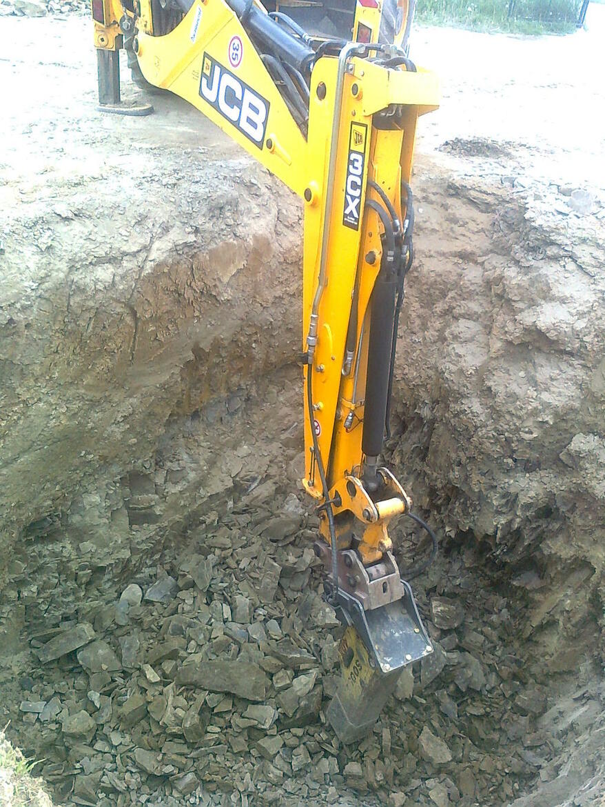 Re: Hydraulické kladivo na JCB 4cx