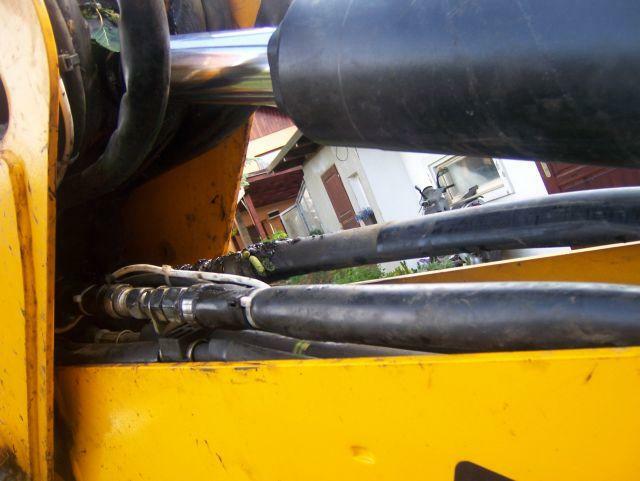 Re: Hydraulické kladivo na JCB 4cx