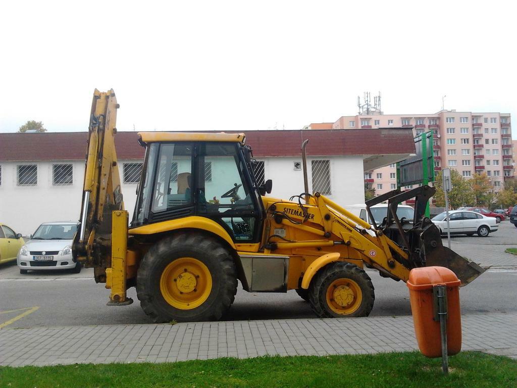 Re: jcb 3cx