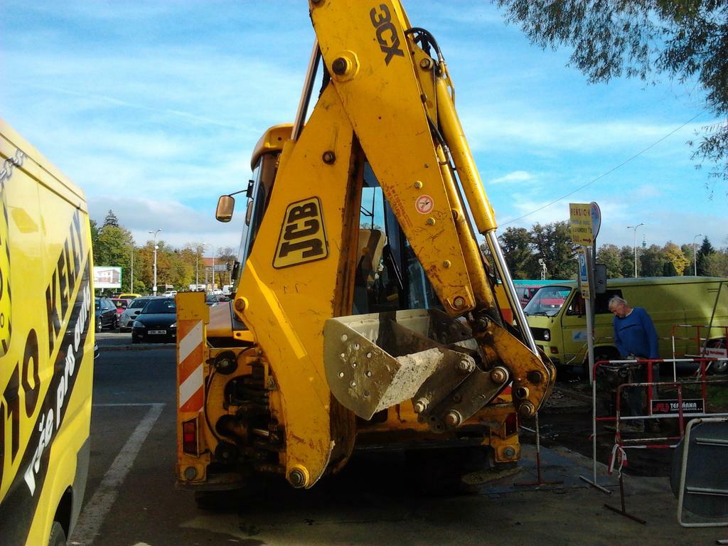 Re: jcb 3cx