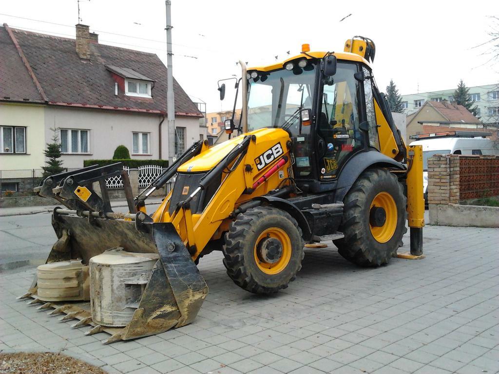 Re: jcb 3cx