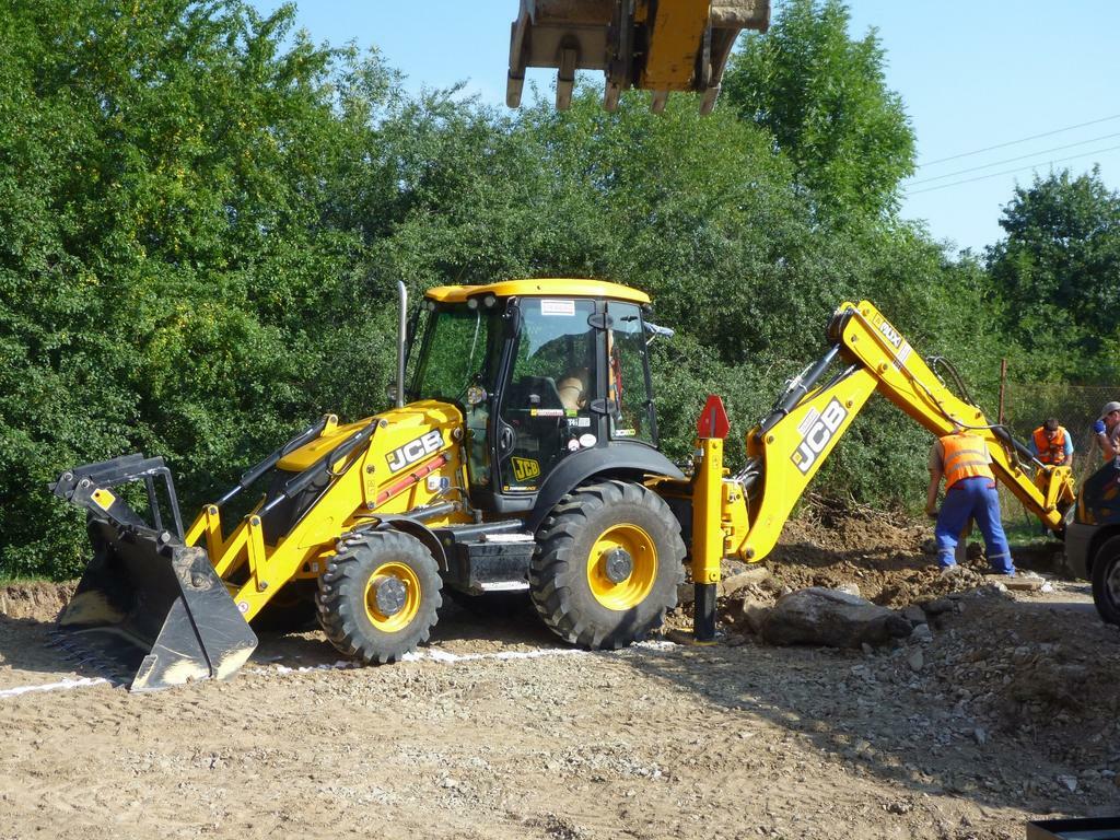 Re: jcb 3cx