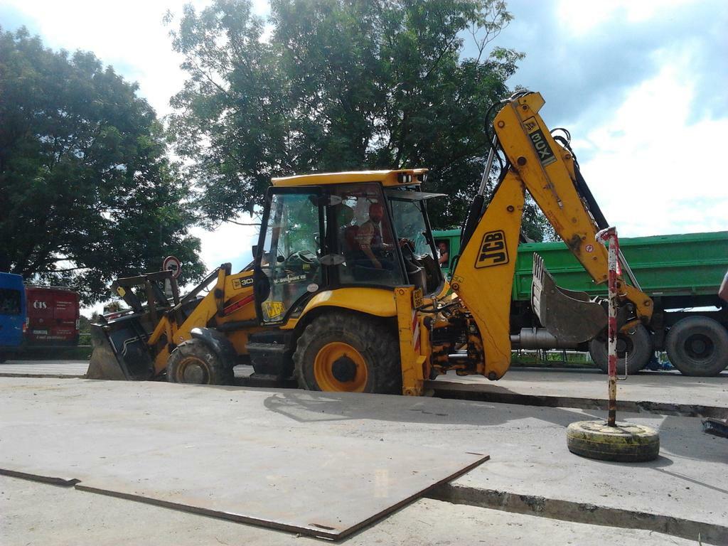 Re: jcb 3cx