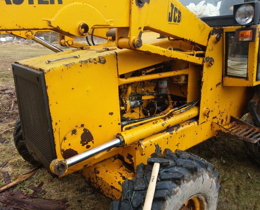 JCB 3cx scháním pistnici