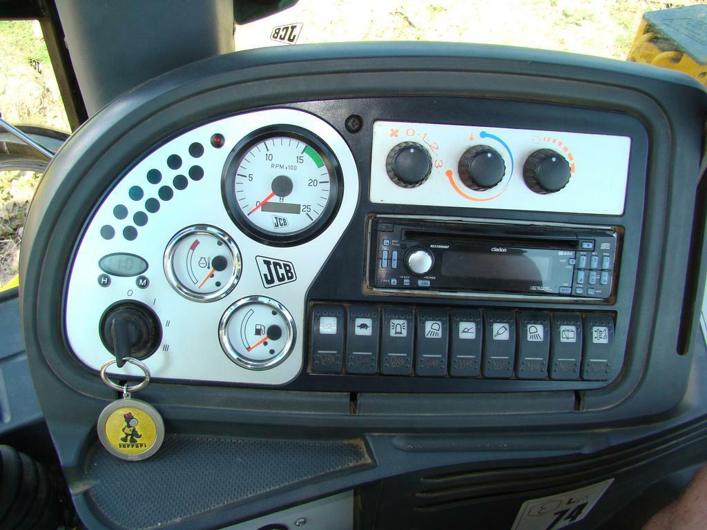 Re: jcb 4cx