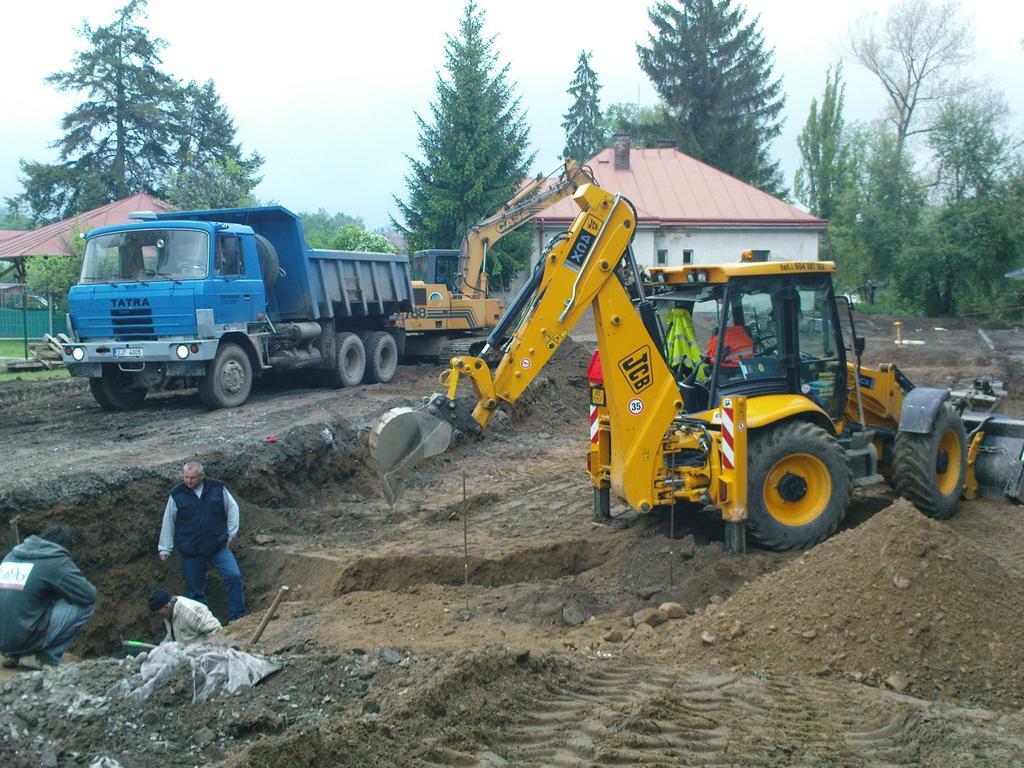 Re: jcb 4cx