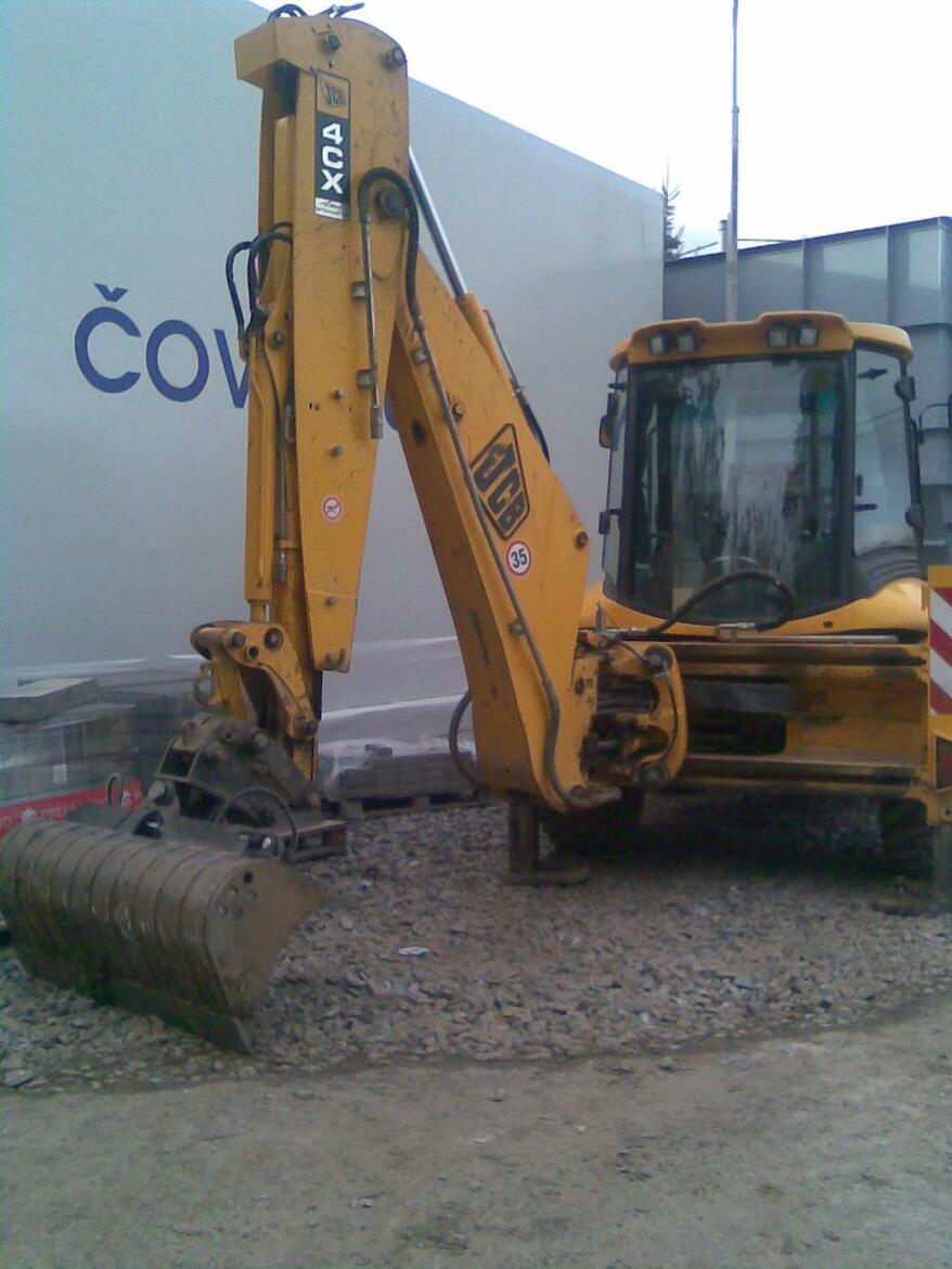 Re: jcb 4cx