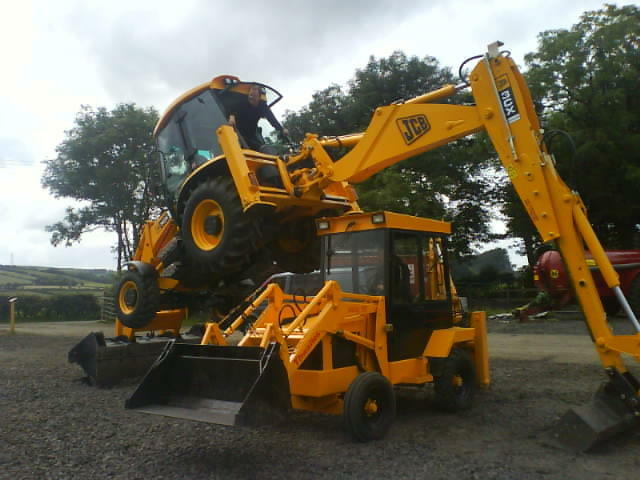 Re: jcb 4cx