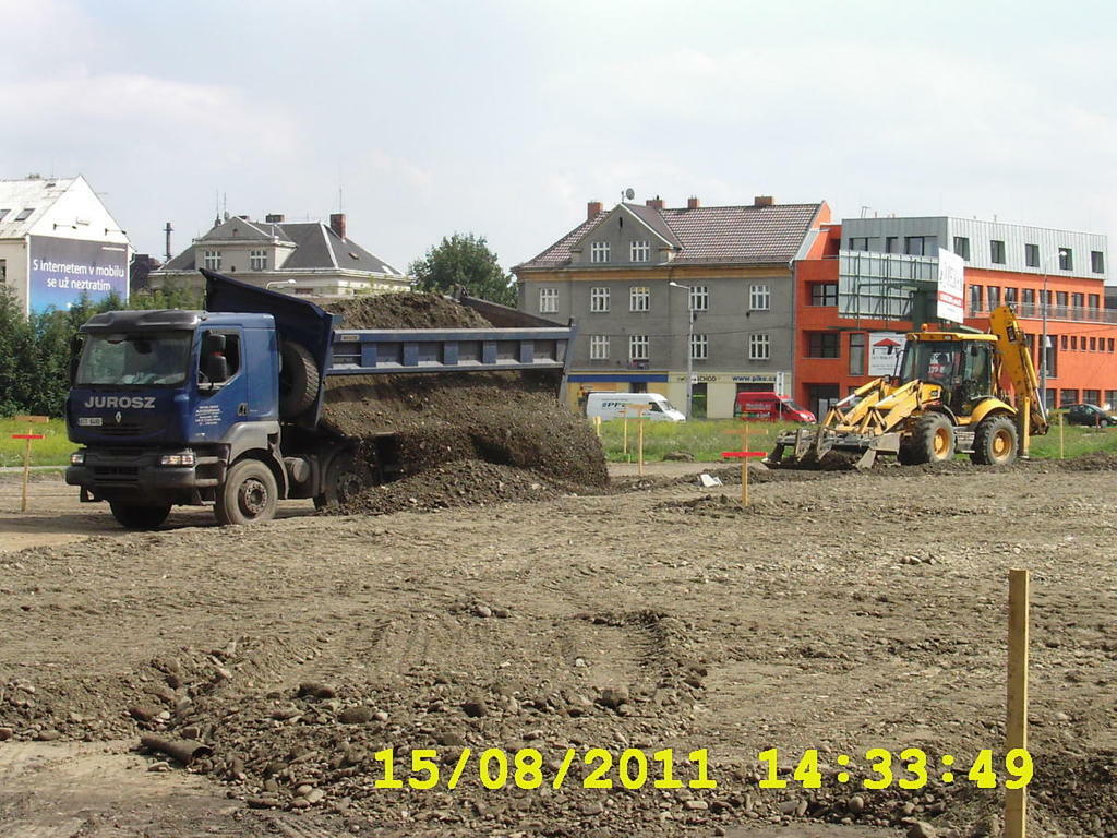 Re: jcb 4cx
