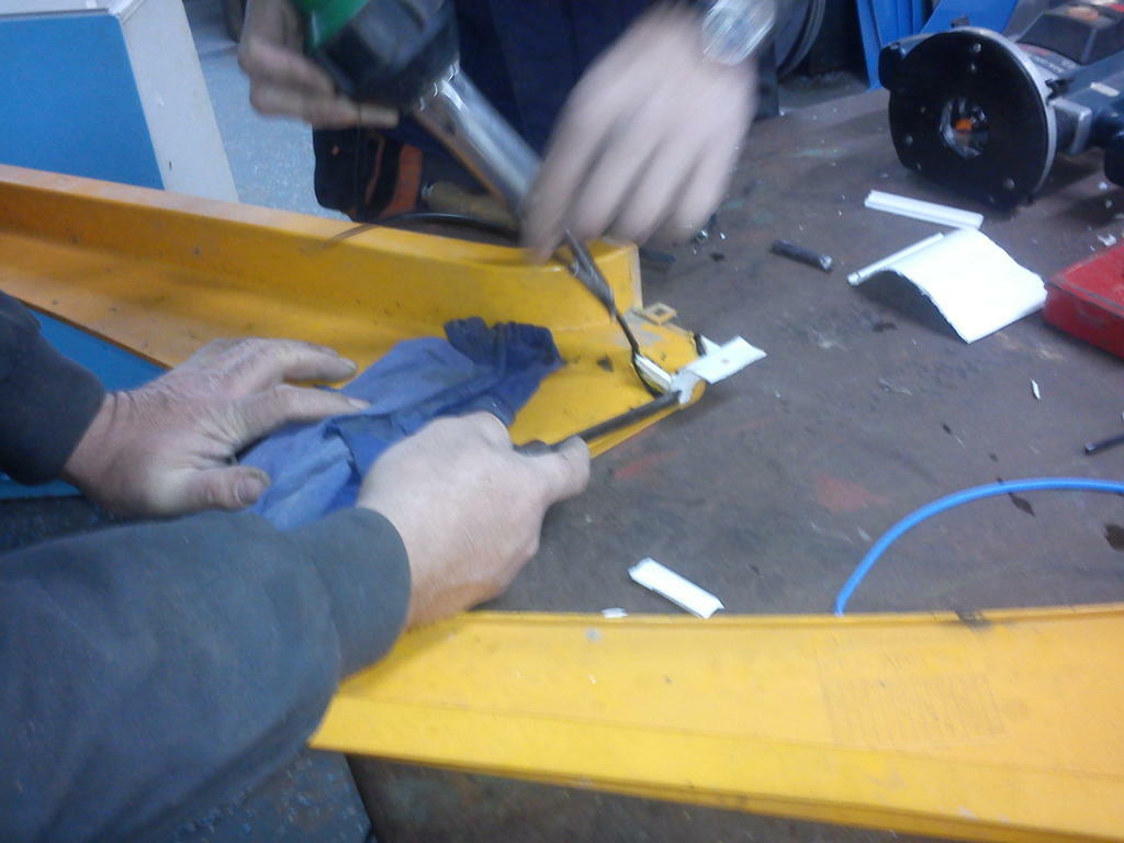 Re: jcb 4cx