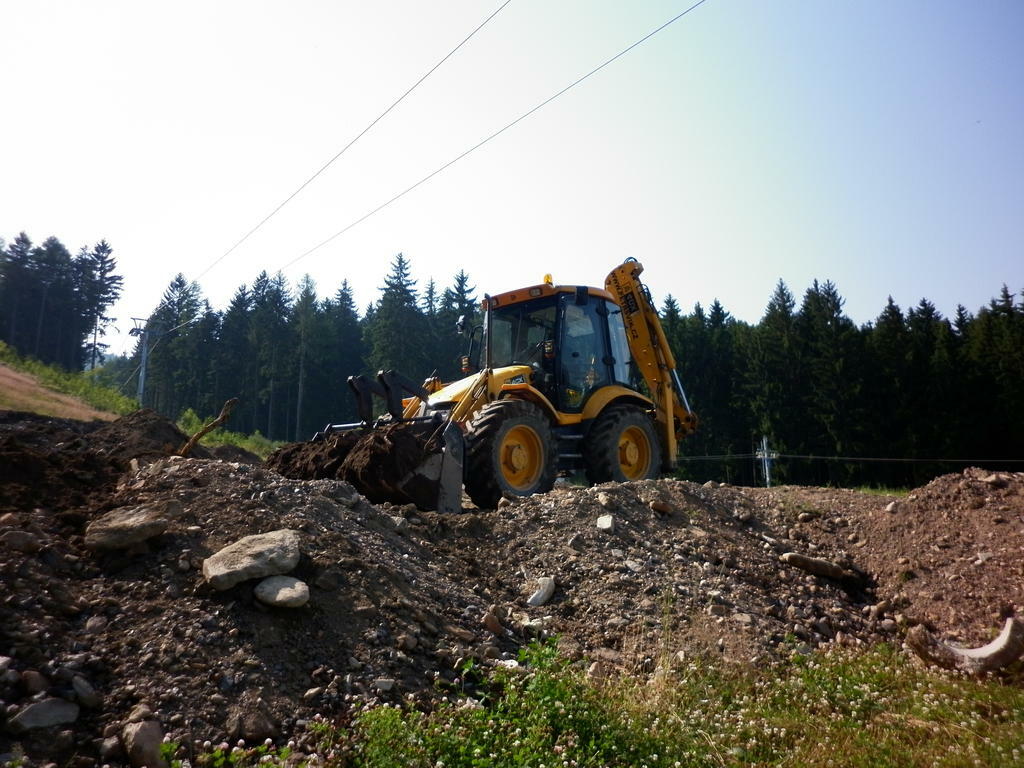 Re: jcb 4cx