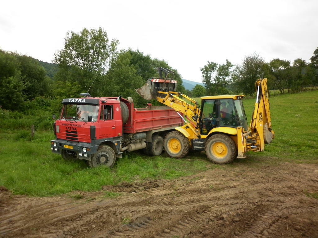 Re: jcb 4cx