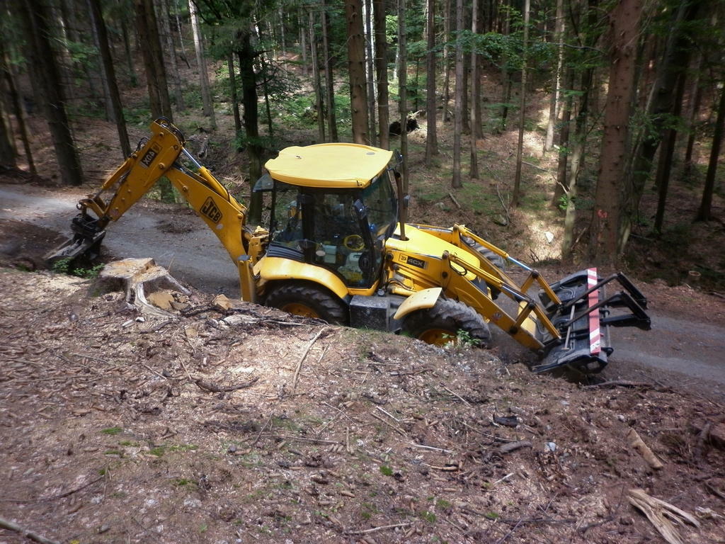 Re: jcb 4cx