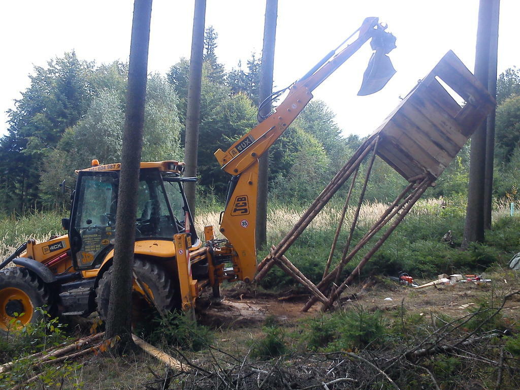Re: jcb 4cx