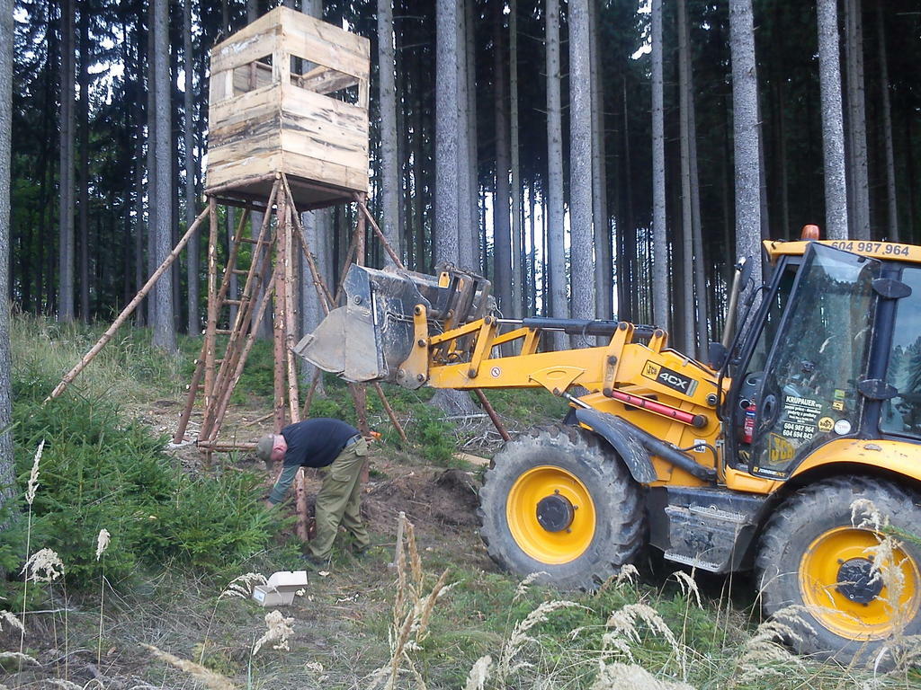 Re: jcb 4cx