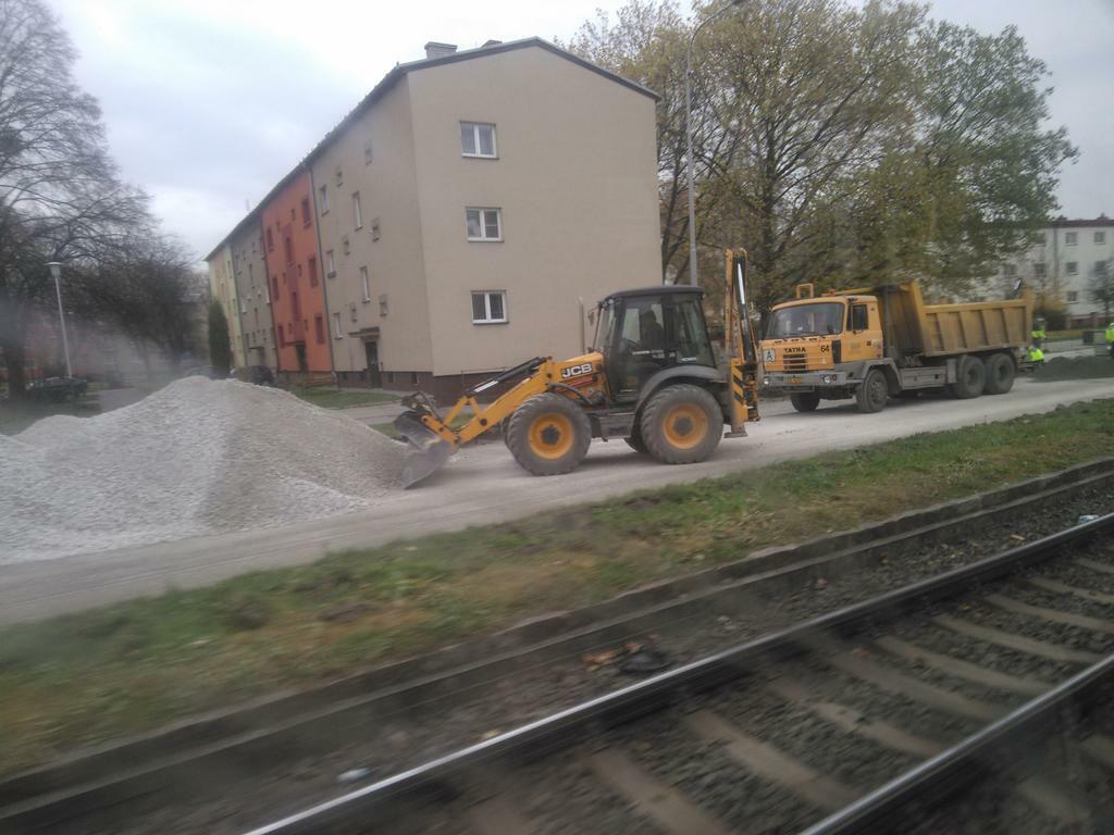 Re: jcb 4cx