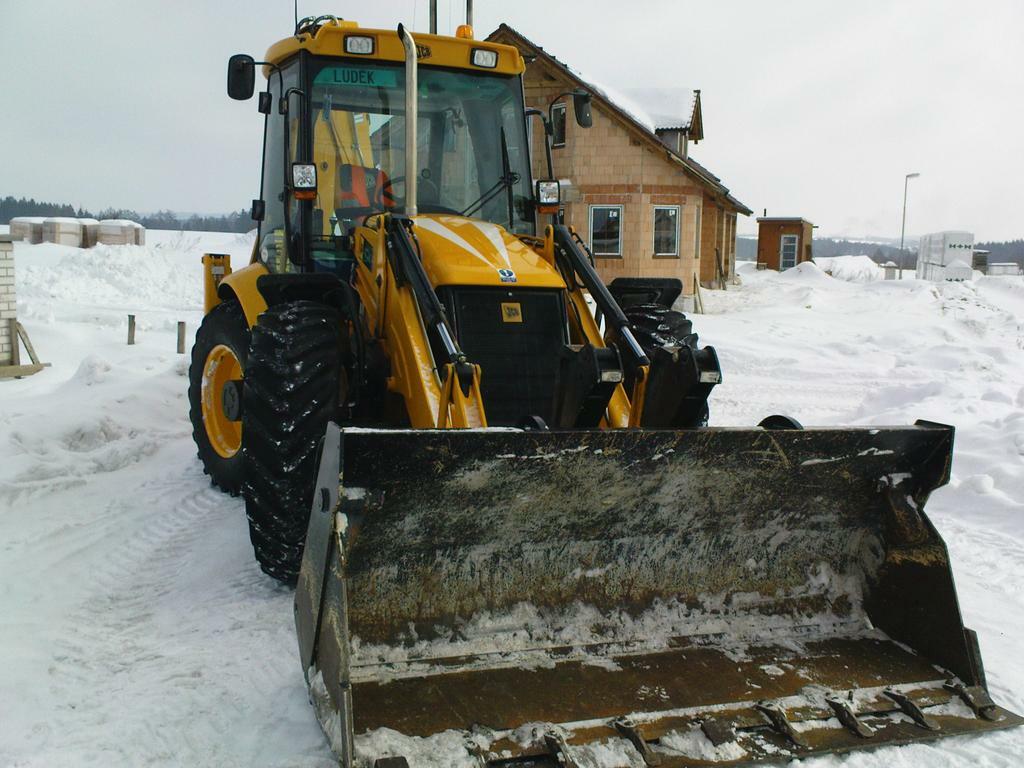 Re: jcb 4cx