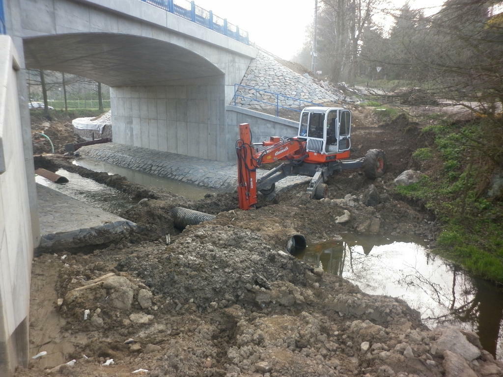 Re: Kráčející bagr