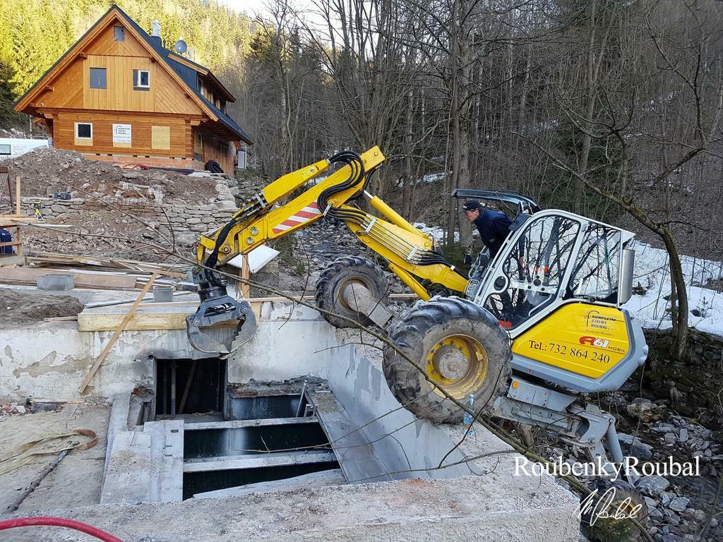 Re: Kráčející bagr