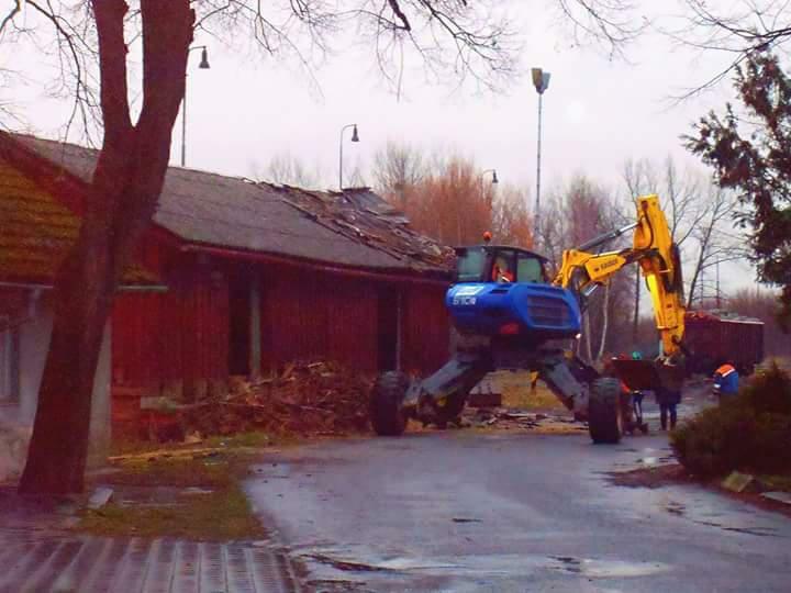 Re: Kráčející bagr