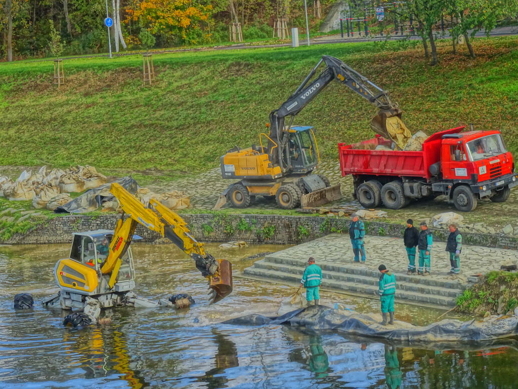 Re: Kráčející bagr