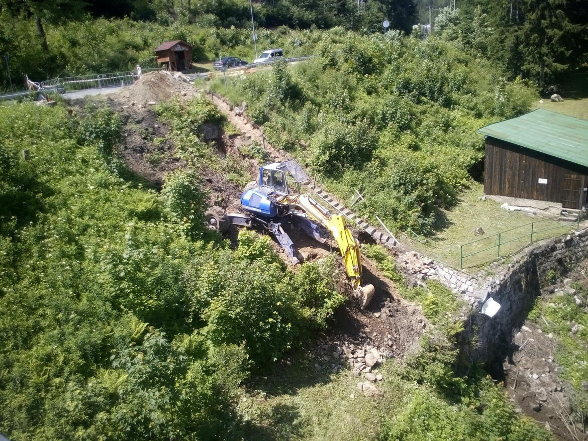 Re: Kráčející bagr