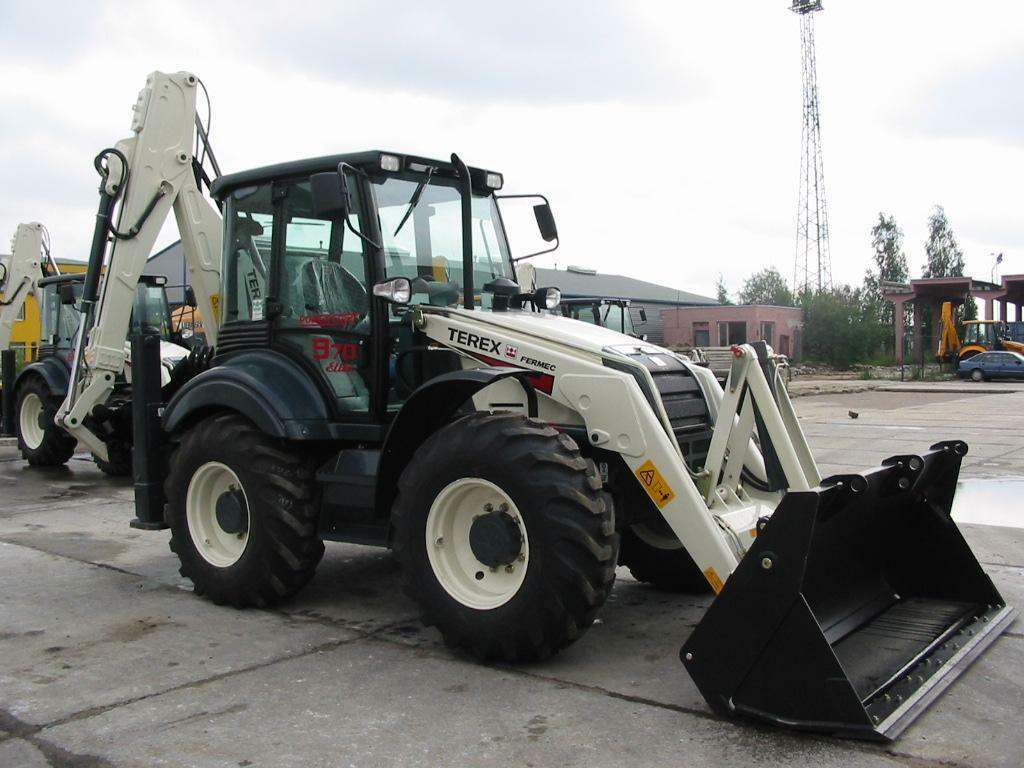 Re: Který rypadlonakladač koupit? Poraďte
