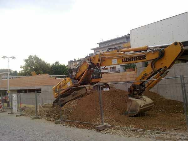 Re: LIEBHERR 