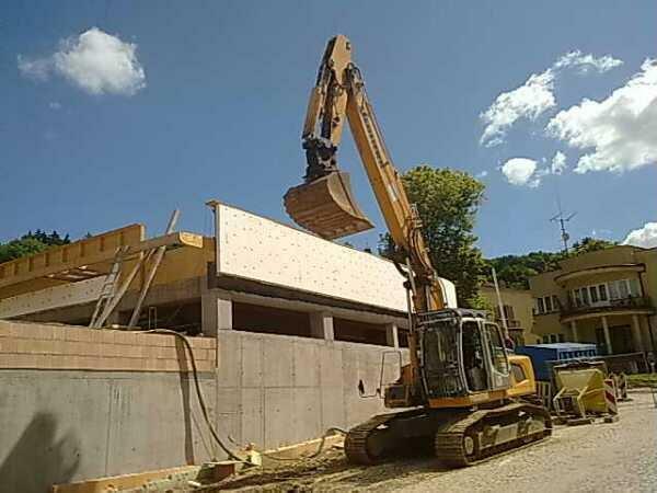 Re: LIEBHERR 