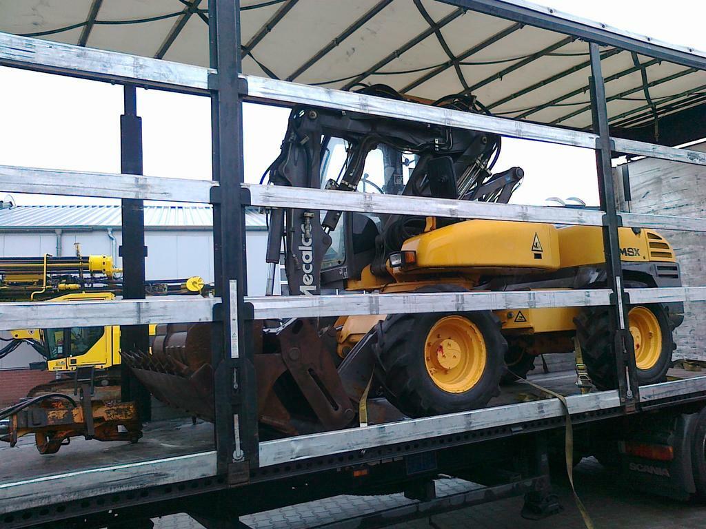 Re: Mecalac 12 MXT