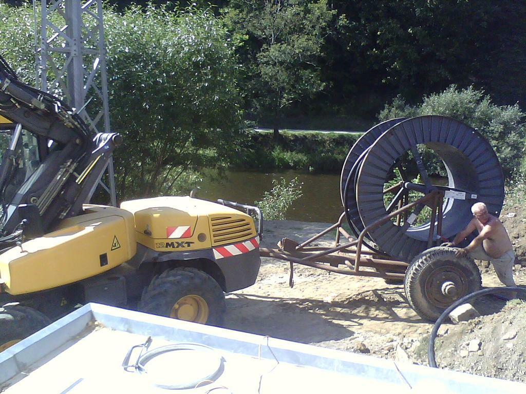 Re: Mecalac 12 MXT
