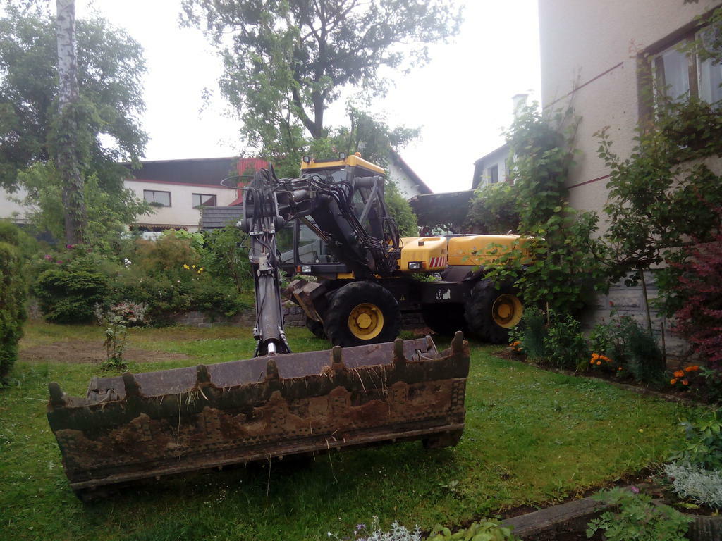 Re: Mecalac MXT 12 2002