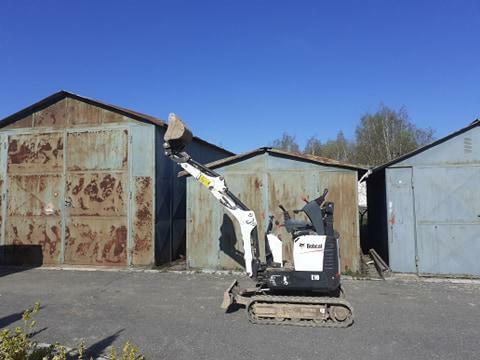 Re: Minibagr Bobcat E10