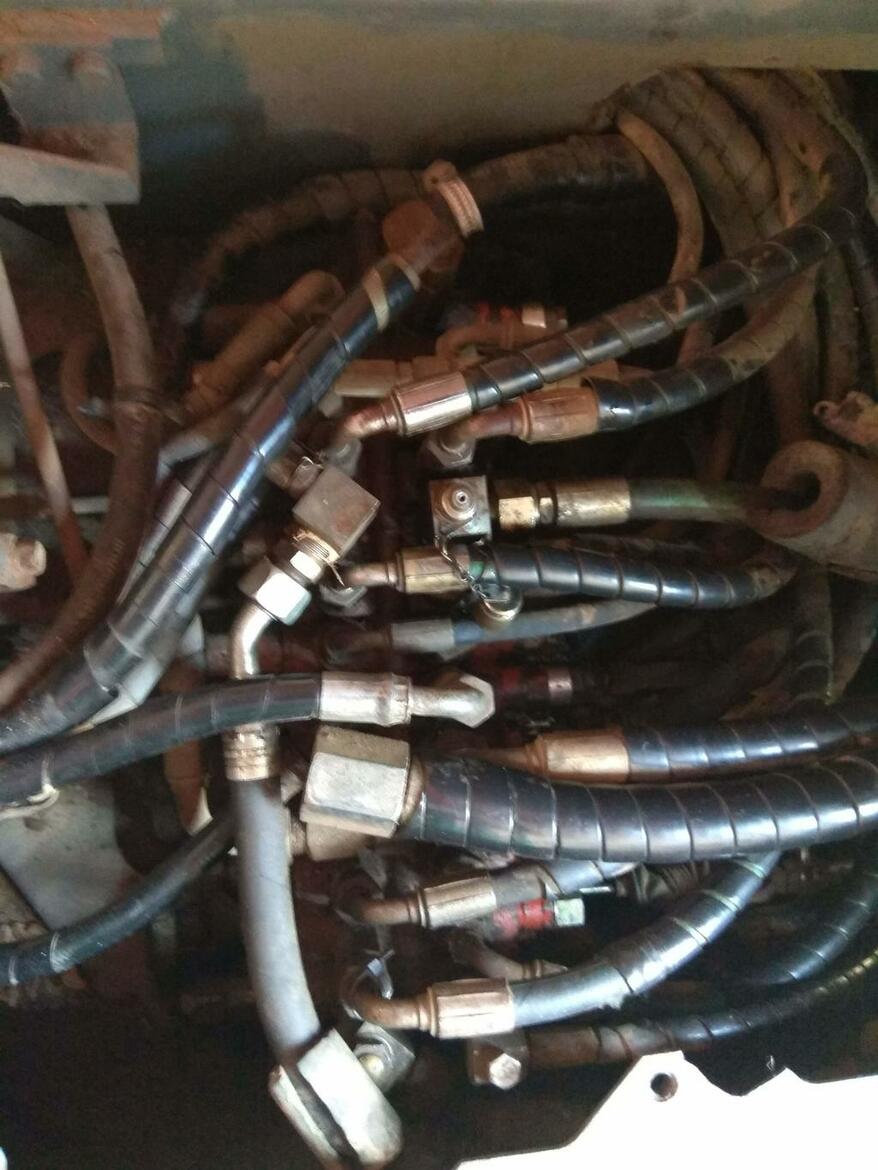 Re: Minibagr Yanmar B25V, slabá otoč a radlice.