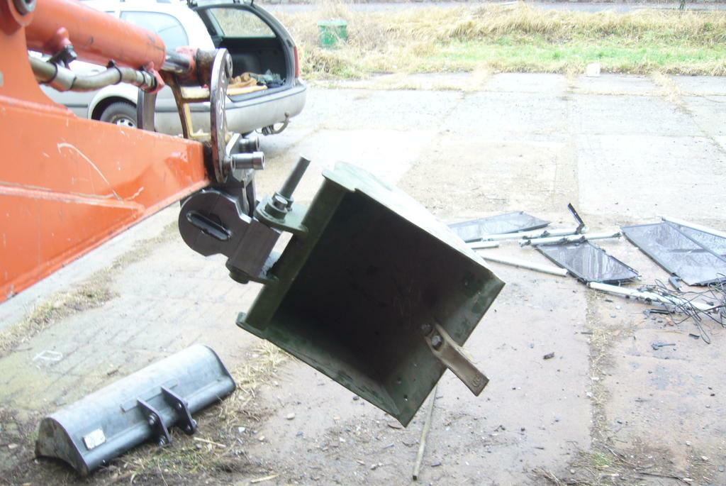 Re: Minibagřík za auto