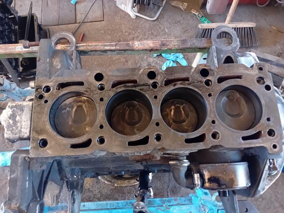 Motor Deutz bf4m1008/ lombardini ldw 1204t 