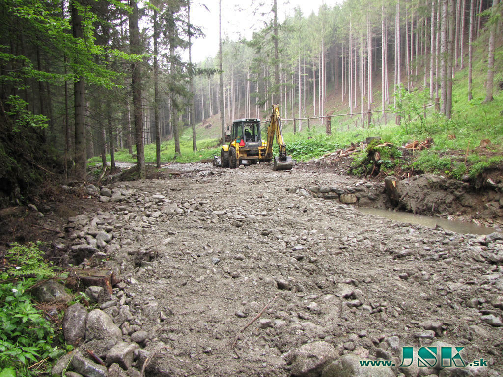 Re: New Holland LB115.B