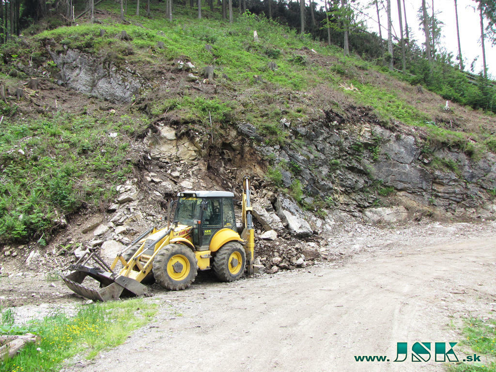 Re: New Holland LB115.B